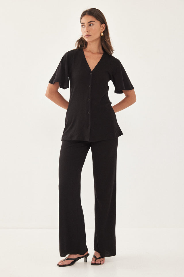 חליפת דונטלה שרוולים קצרים שחורה