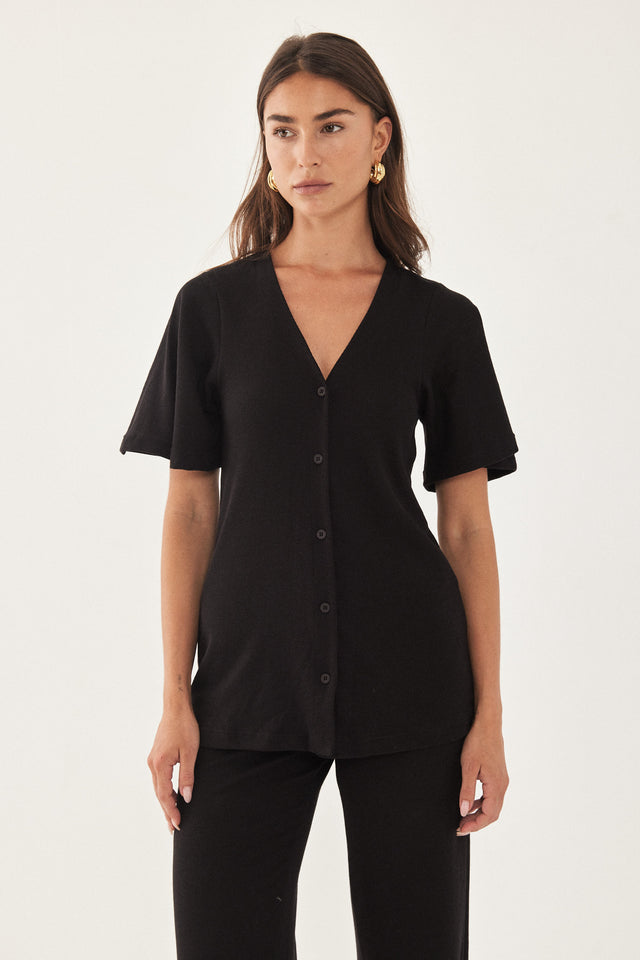 חליפת דונטלה שרוולים קצרים שחורה