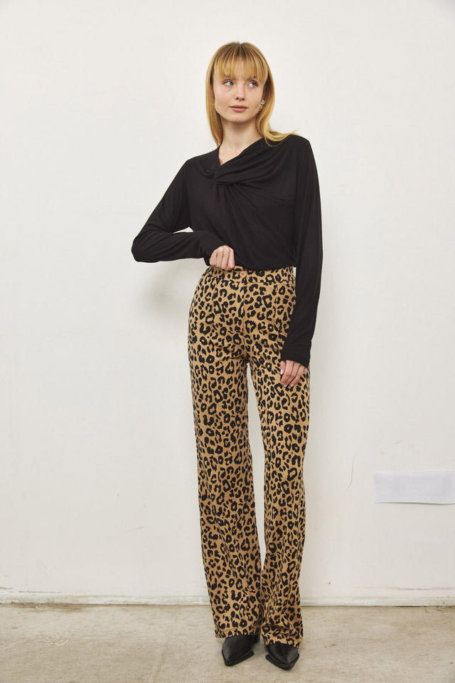 מכנסי מרין מודל מחויטים מנומרים