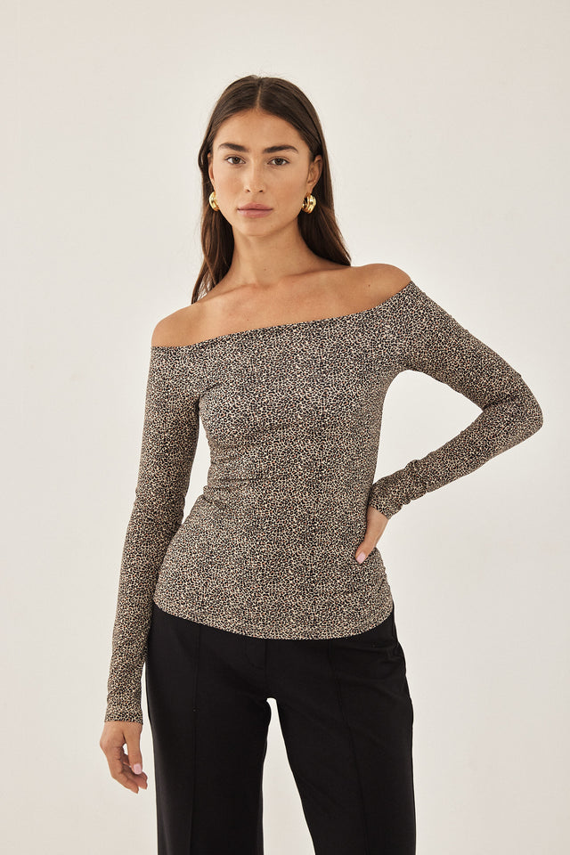 חולצה ארוכה אוף שולדרס מנומרת