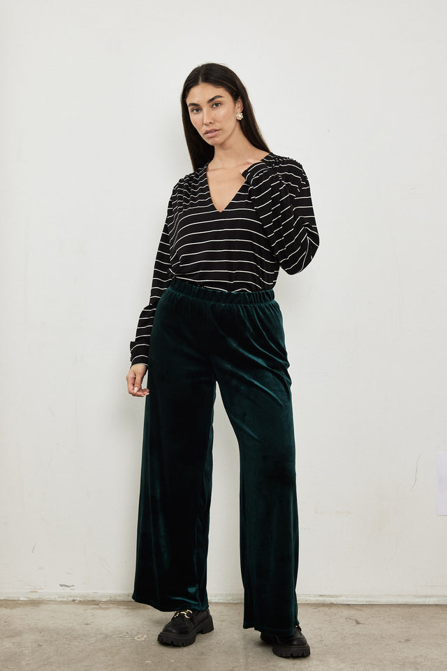 מכנסי ספיריט טירמיסו מתרחבים קטיפה ירוקים