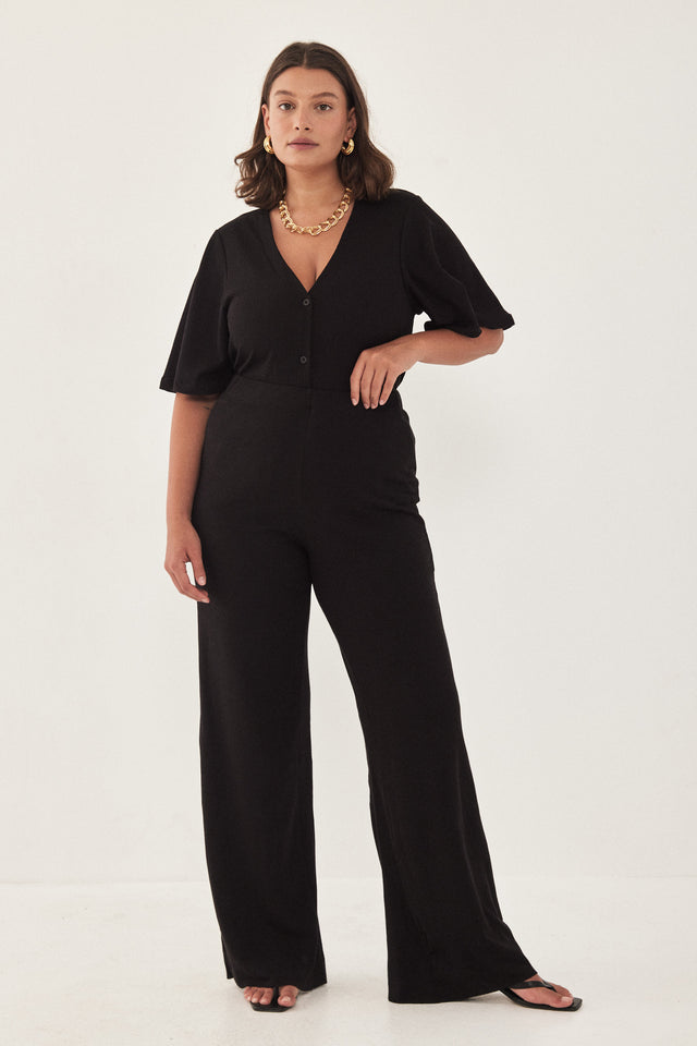 חליפת דונטלה שרוולים קצרים שחורה