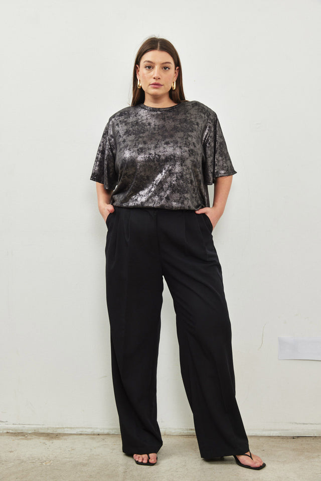 חולצת ריב ספיריט גליטר שרוולי פעמון כריות נשלפות שחורה