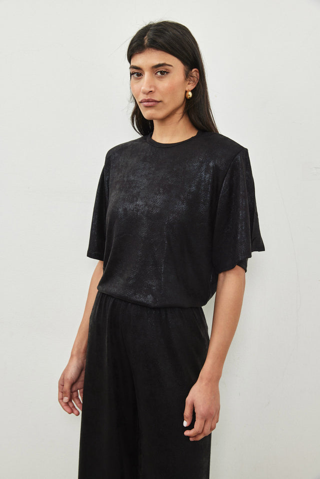 חולצת ריב ספיריט גליטר שרוולי פעמון כריות נשלפות שחורה