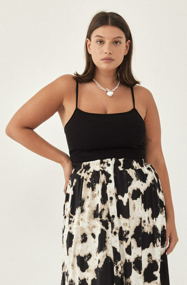 גופיית ריב טופ פנימי אמה שחורה