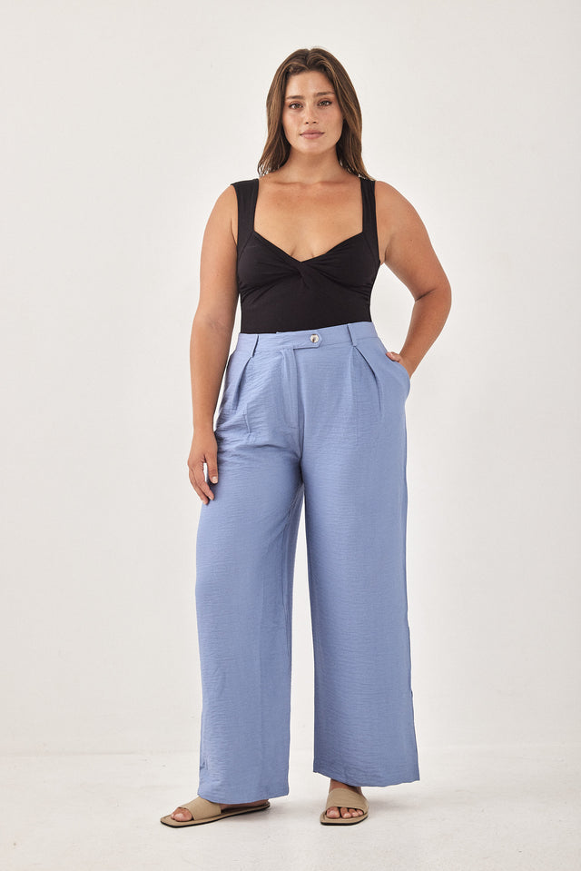 מכנסיים מחוייטים האני כחולים