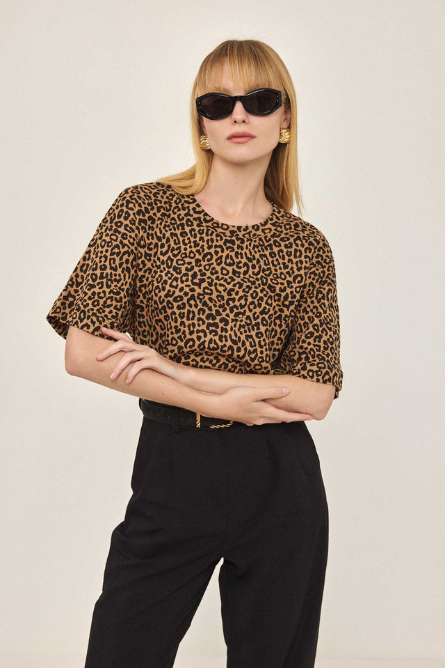 חולצה T וופל קצרה מנומרת