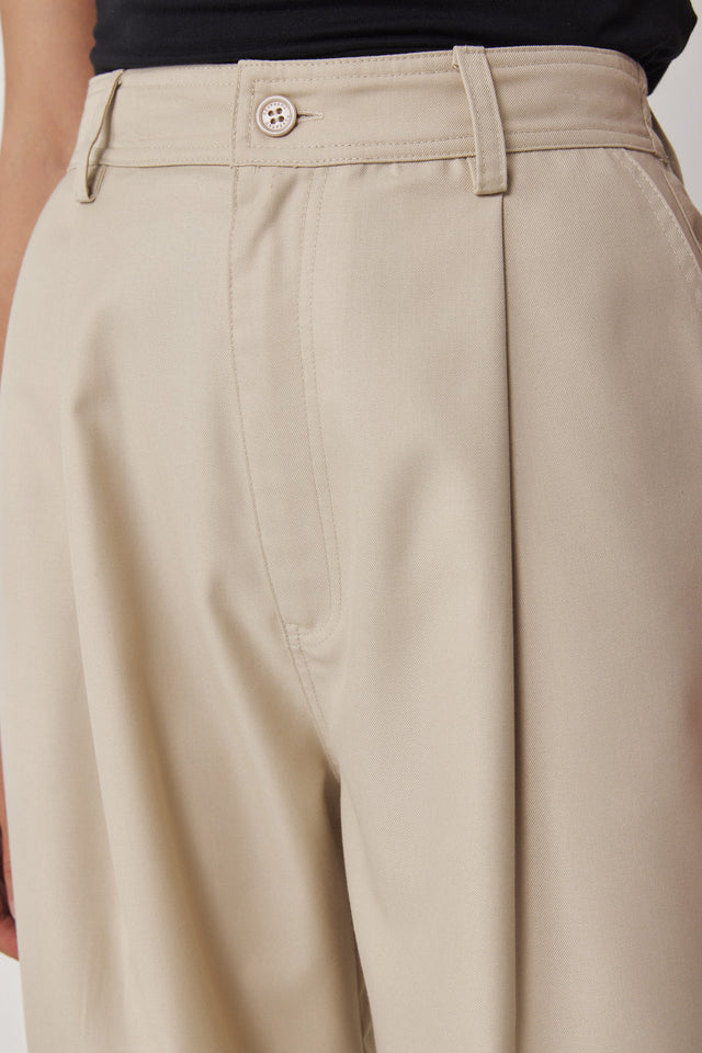 מכנסי פרצל מחוייטים מתרחבים בז'