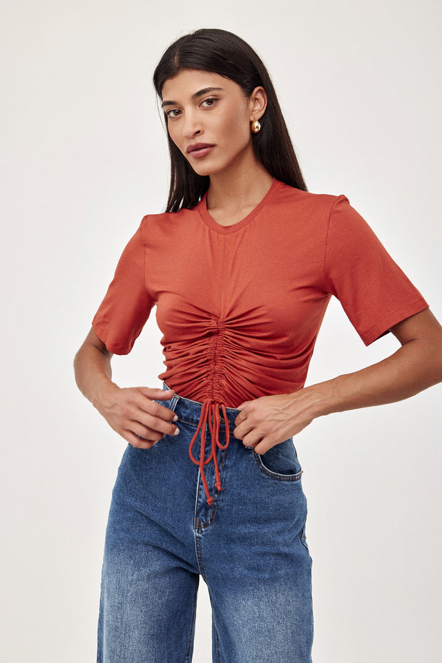 חולצת סילבי מסילה חוטים חמרה