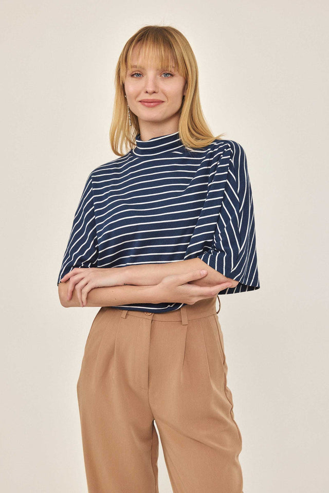 חולצת סול דיטייל כתף כיווצים פסים נייבי-לבן