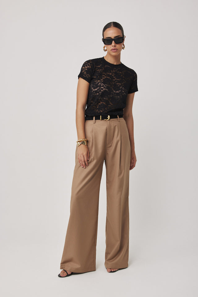 מכנסי פרצל מחוייטים מתרחבים קאמל