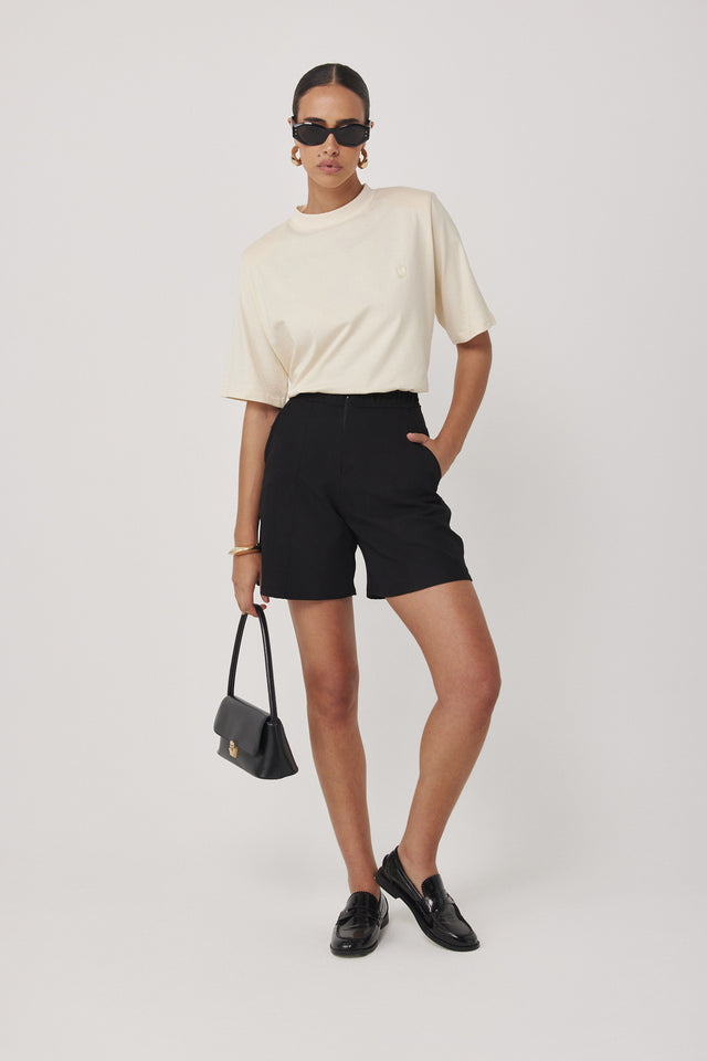 מכנסיים מחוייטים בייגל ברמודה רוכסן שחורים