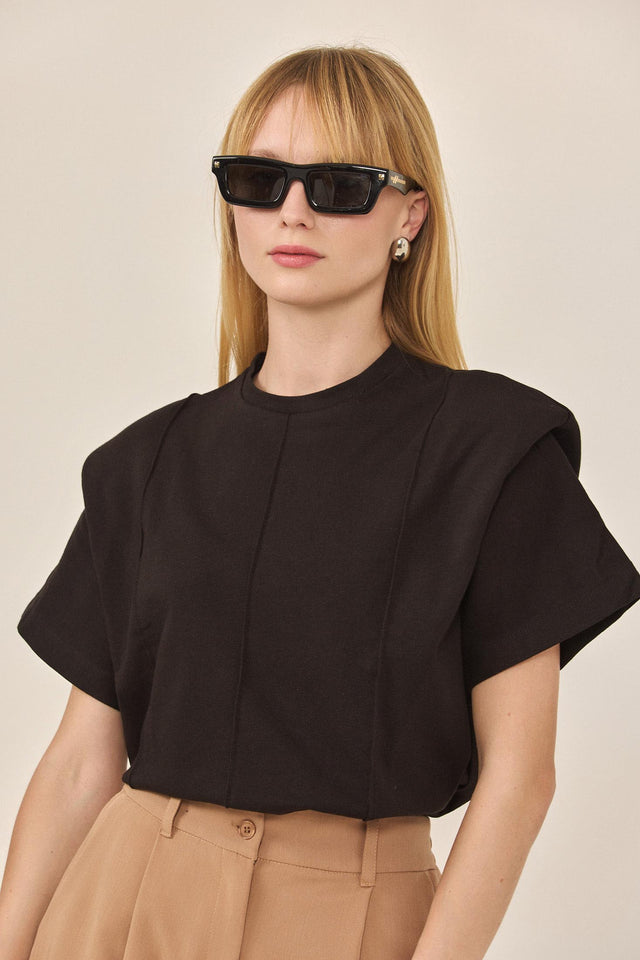 חולצת סוויט נרבירים שחורה