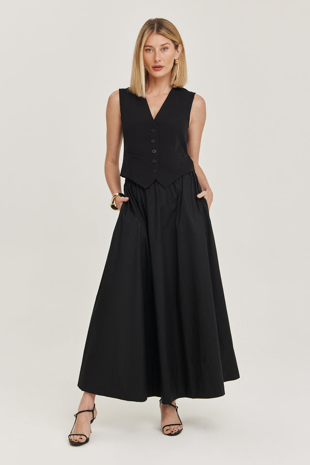 וסט פנה קוטה מחוייט מפתח וי שחור