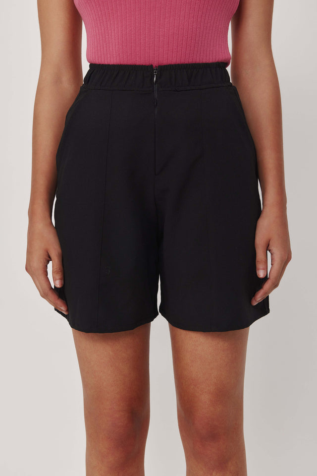 מכנסיים מחוייטים בייגל ברמודה רוכסן שחורים