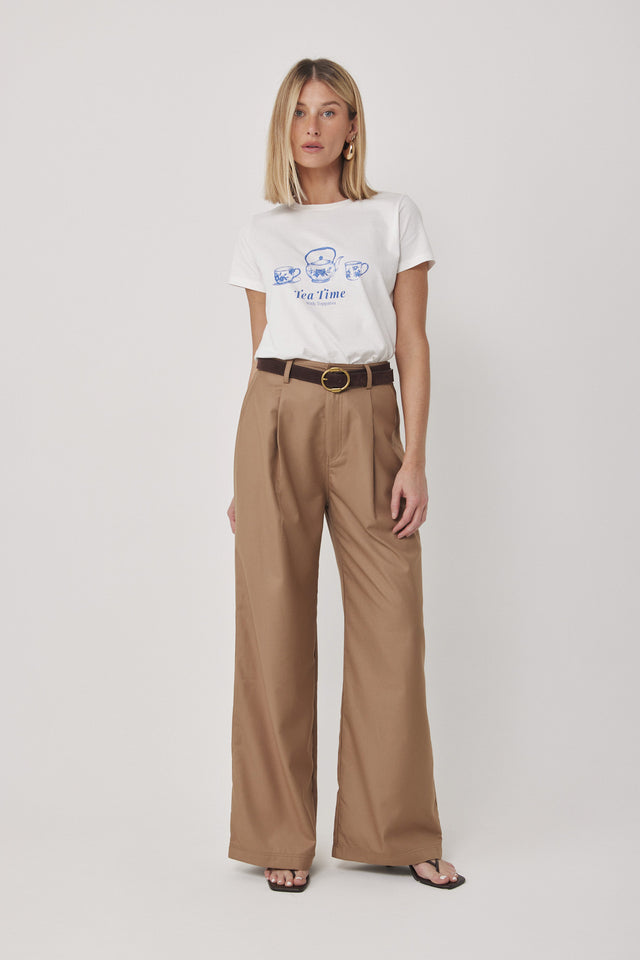 חולצת T פורצלן שרוול קצר לבנה