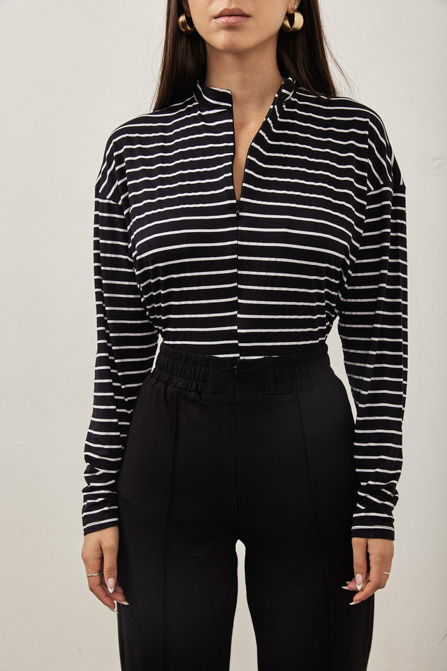 מכנסי ג'וגר מודל מחויטים שחורים