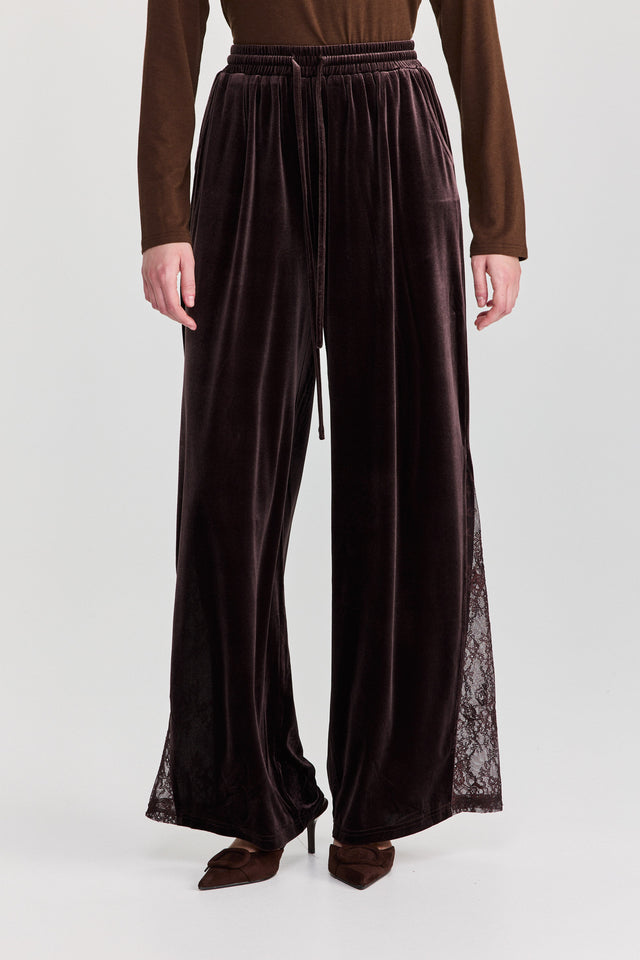 מכנסיים ספיריט מתרחבים גומי קטיפה משולש תחרה חום שוקולד