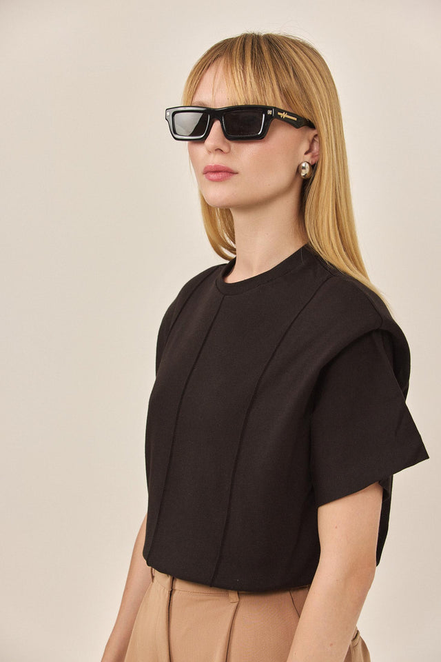 חולצת סוויט נרבירים שחורה