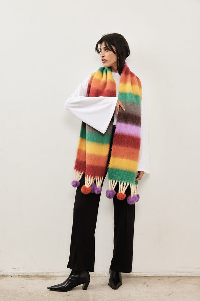 צעיף פונפונים קולורז