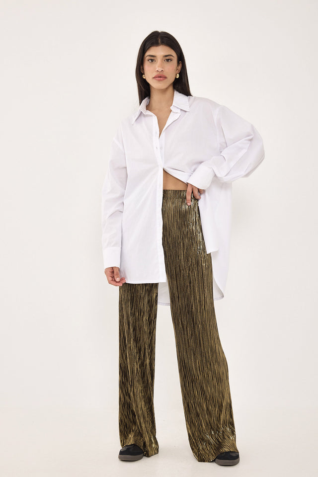 חולצה מכופתרת בויפרנד פטריס לבנה