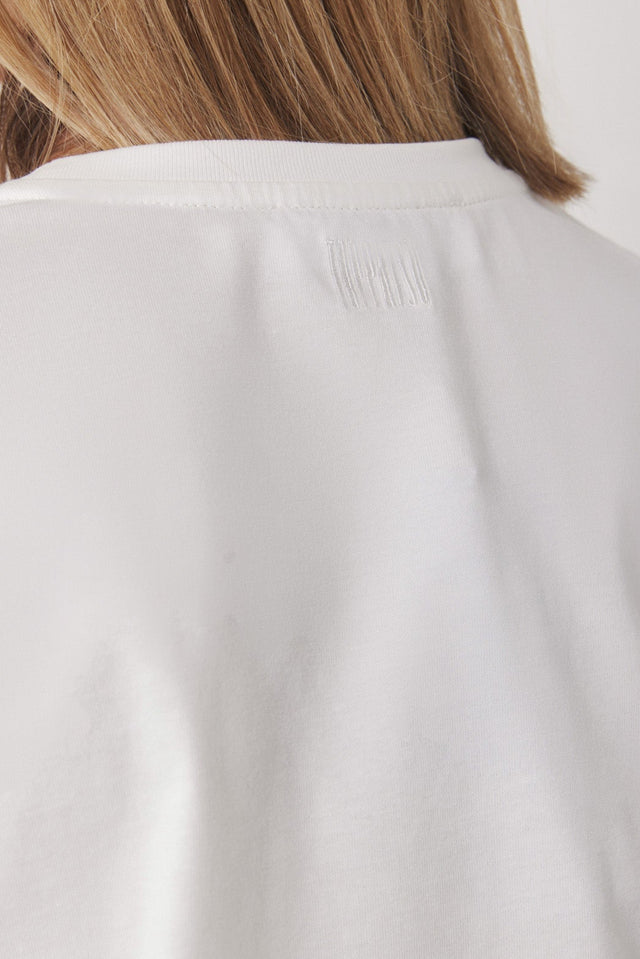 חולצת T פורצלן שרוול קצר לבנה