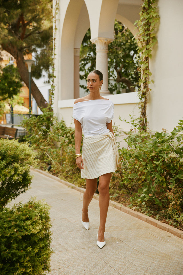 חצאית מעטפת אושן קשירה מיני דיטייל פייטים חמאה