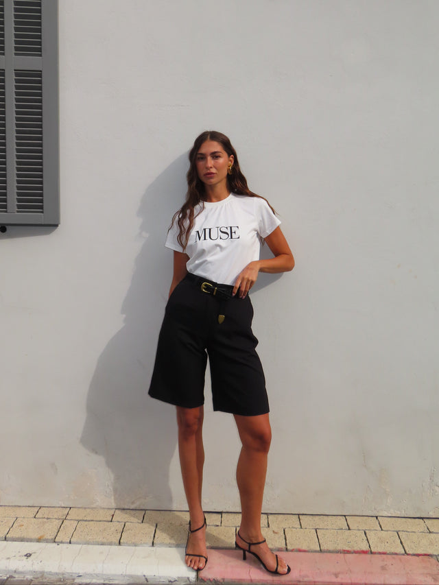 מכנסי קפה ברמודה מחויטים ישרים שחור