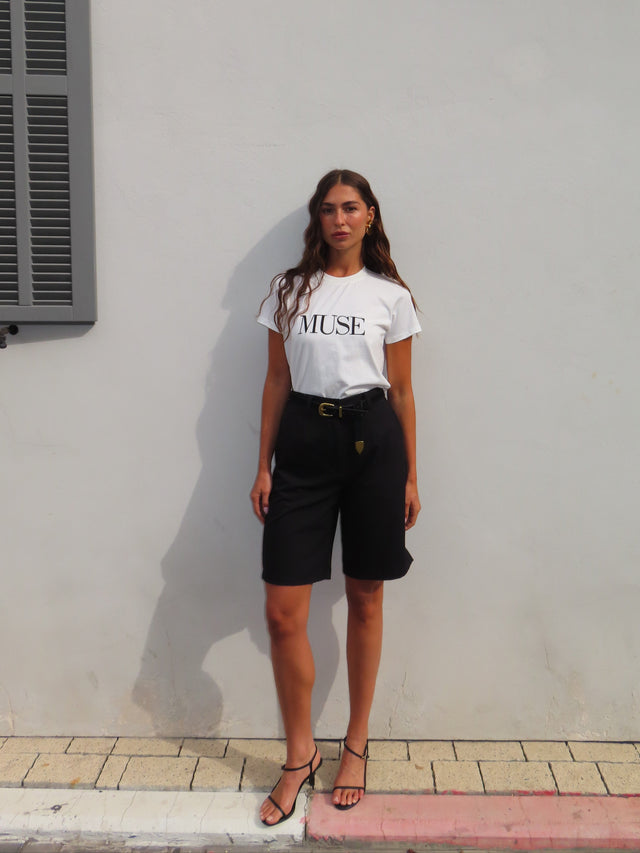 מכנסי קפה ברמודה מחויטים ישרים שחור