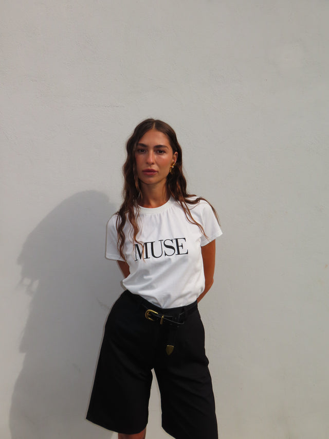 חולצת קוקיז רקמת MUSE לבנה