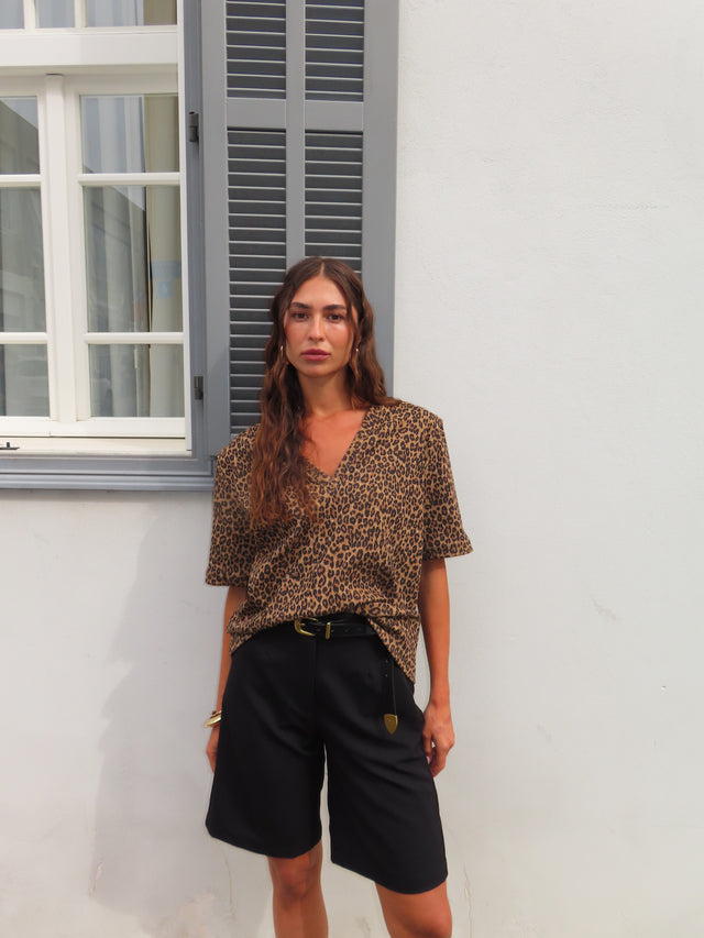 מכנסי קפה ברמודה מחויטים ישרים שחור