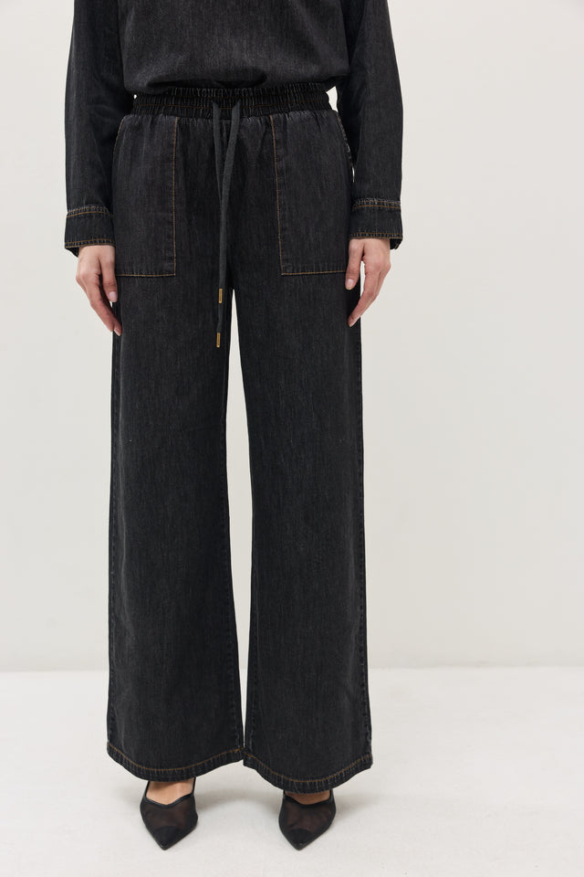 מכנסי ג'ינס זואי גומי במתניים וואש שחור