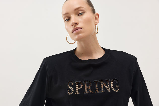 חולצת SPRING תחרה כריות כתפיים נשלפות שחורה