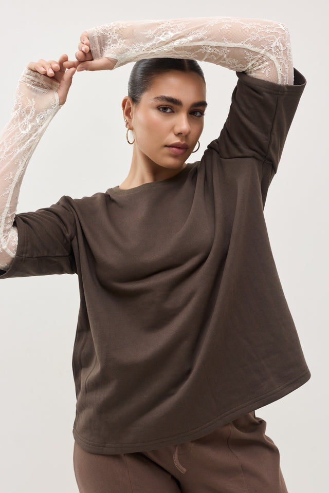 חולצת ספיריט מפתח עגול קצרה שרוולי תחרה חומה