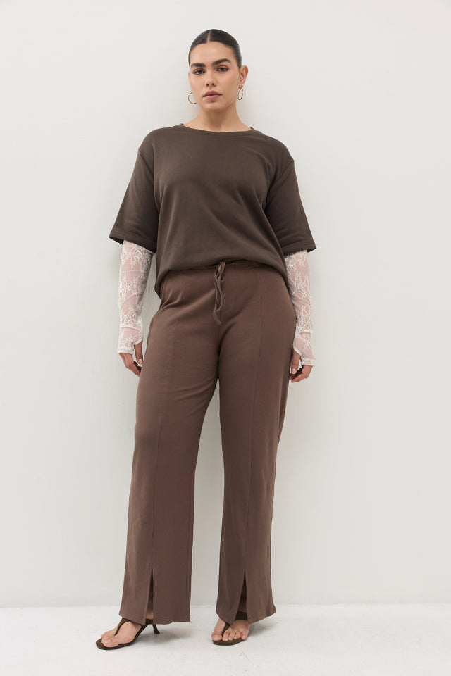 חולצת ספיריט מפתח עגול קצרה שרוולי תחרה חומה