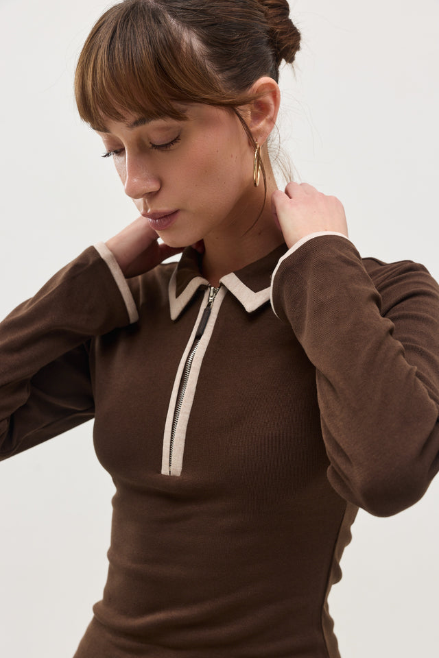 חולצת זיפר פולו ארוכה חום שוקולד בז'