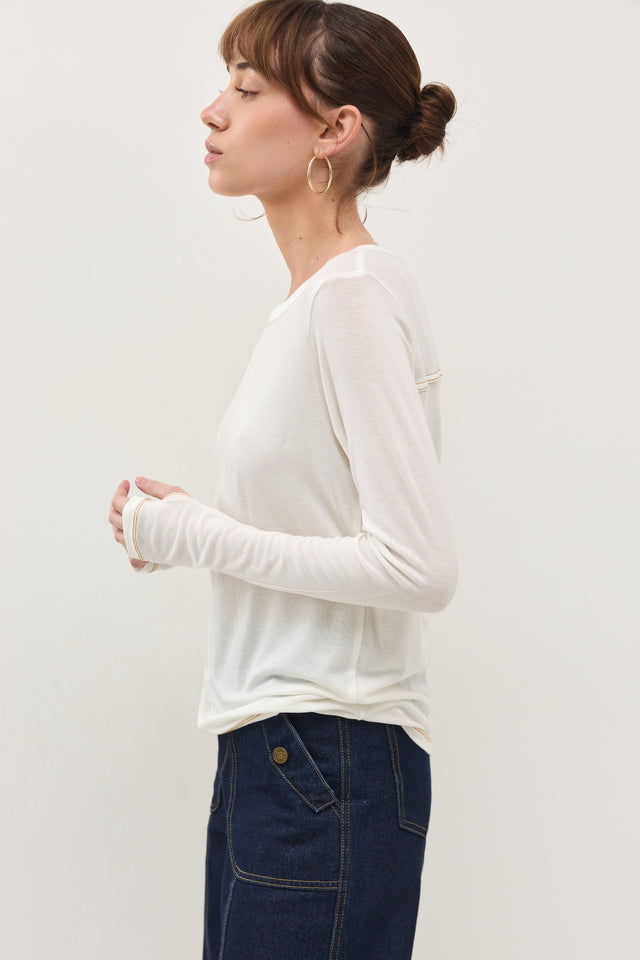 חולצת דונאטס תיפורים לבן