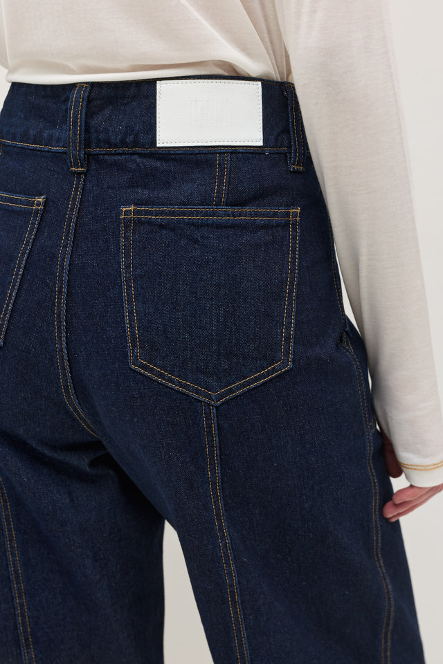 מכנסי ג'ינס קאנולי דיטייל תיפורים כחול כהה