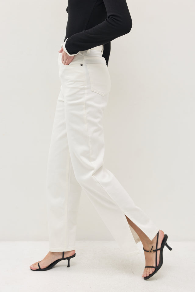 מכנסי ג'ינס גולדי ארוך דיטייל מפתח צדדי לבן