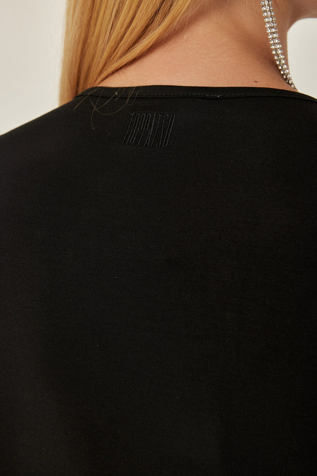 חולצת וי לייק כפלים מודל שחור