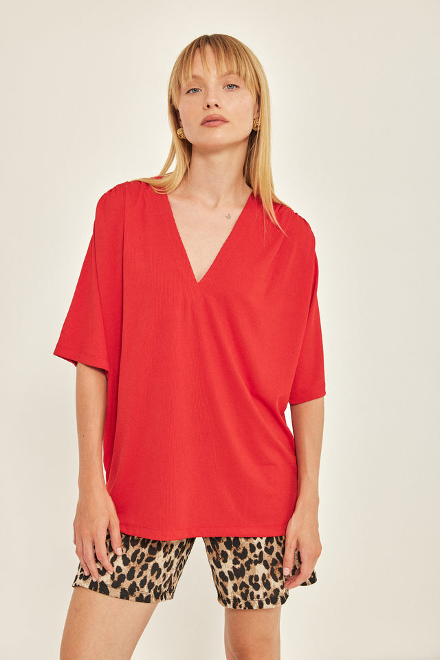 חולצת וי כיווצים ריב ספיריט אדומה