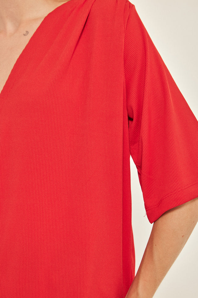 חולצת וי כיווצים ריב ספיריט אדומה