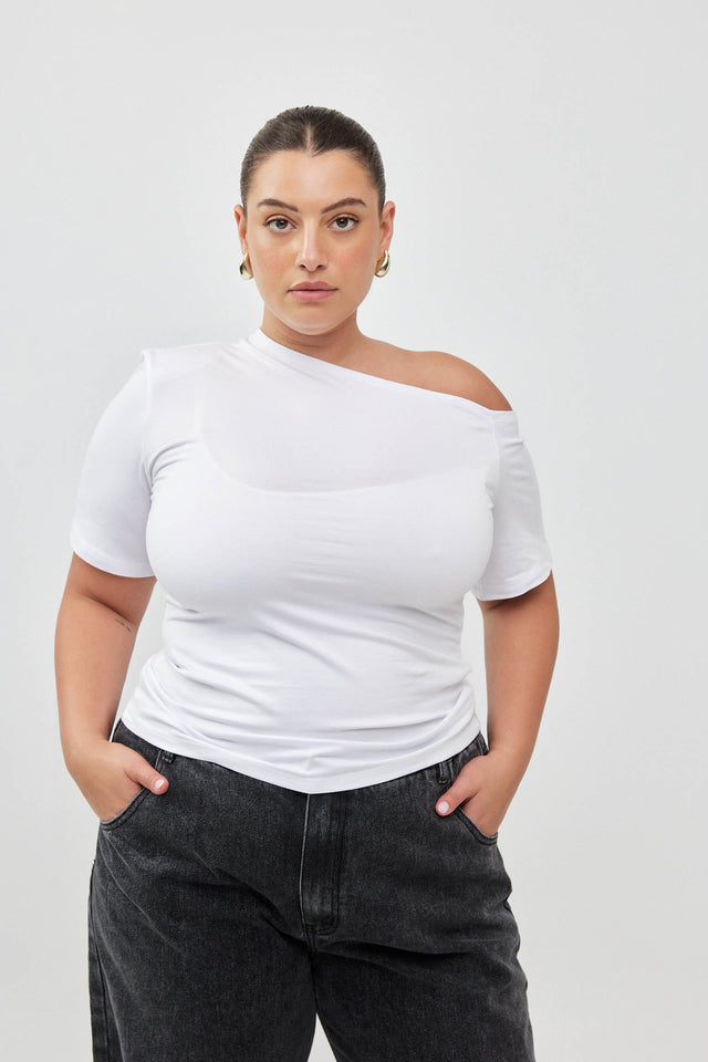 חולצת פרש אוף שולדר כרית לבנה