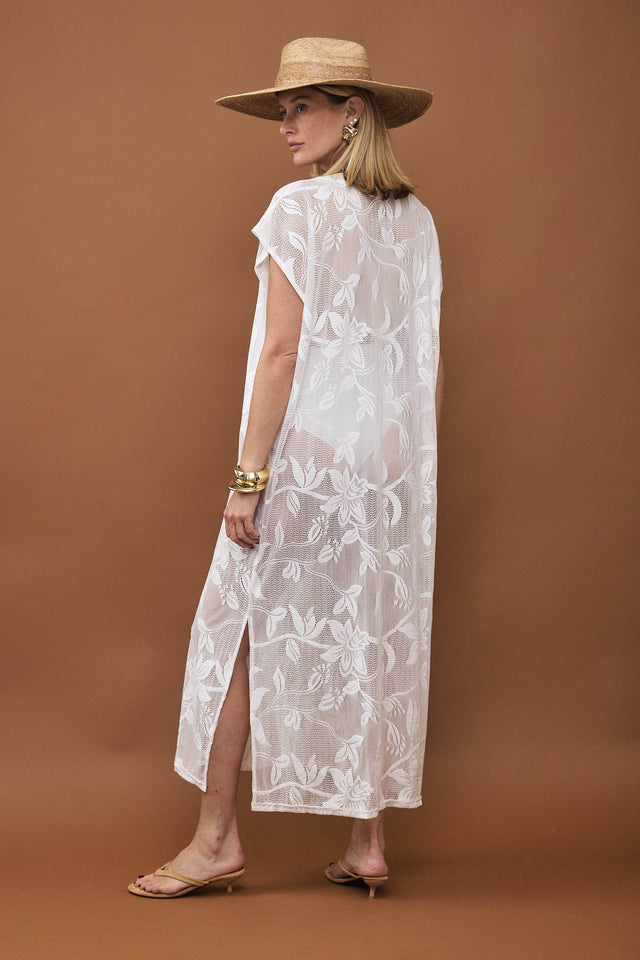 שמלת גלביה תחרה רשת מפתח וי פרחים שמנת