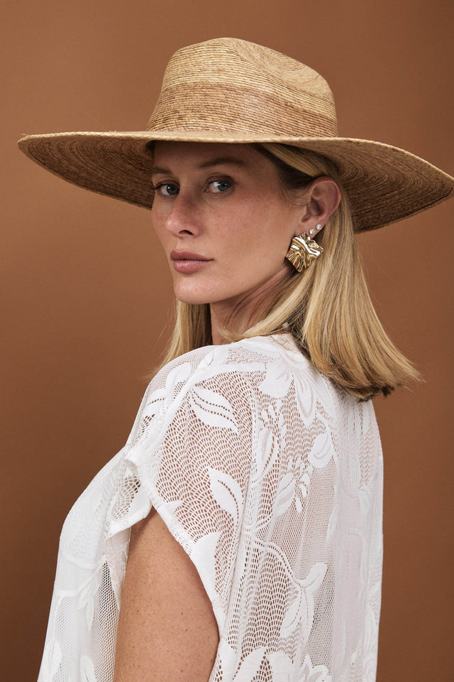 שמלת גלביה תחרה רשת מפתח וי פרחים שמנת