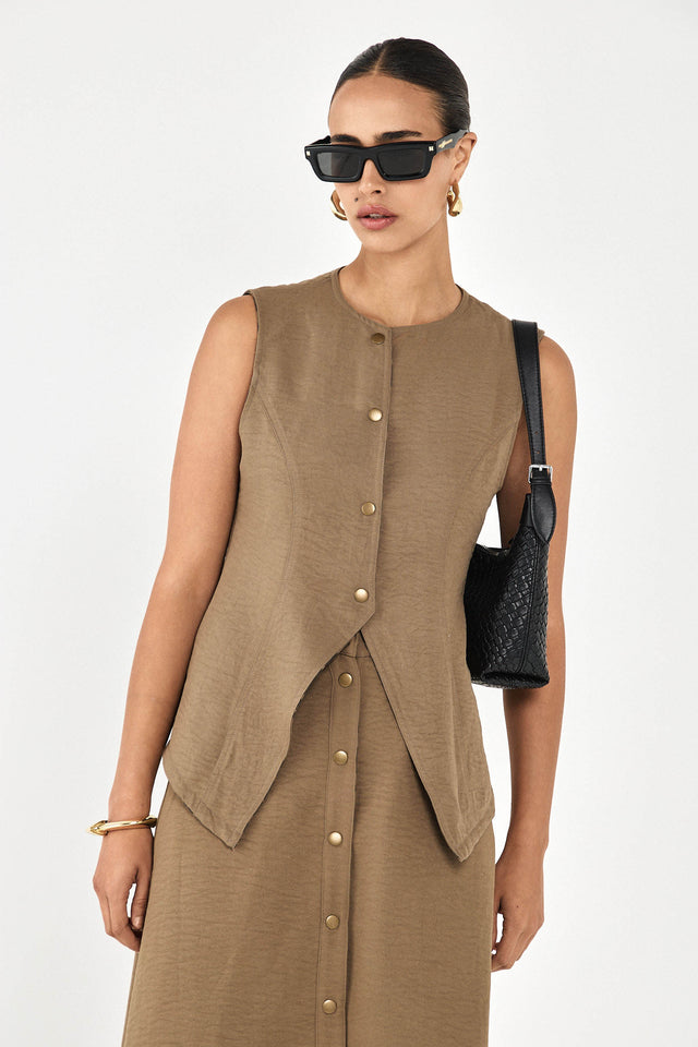 וסט בייקרי מפתח אסימטרי דו צדדי מנומר חום