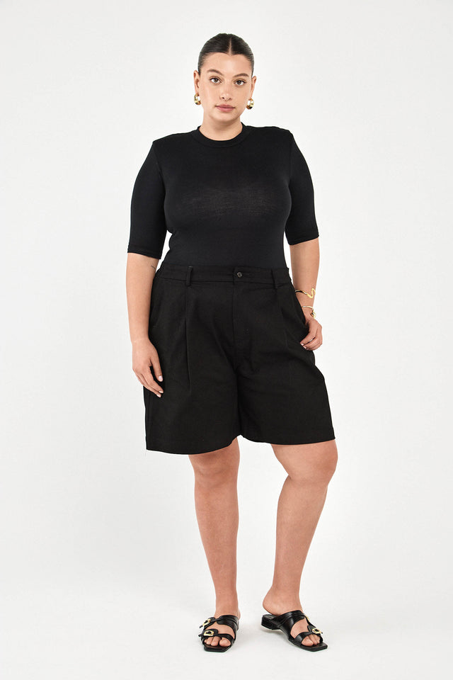 מכנסי ברמודה פרצל מחוייטים דריל שחורים