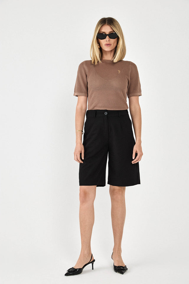 מכנסי קפה ברמודה מחויטים ישרים שחור