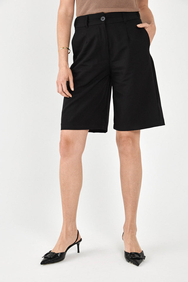 מכנסי קפה ברמודה מחויטים ישרים שחור