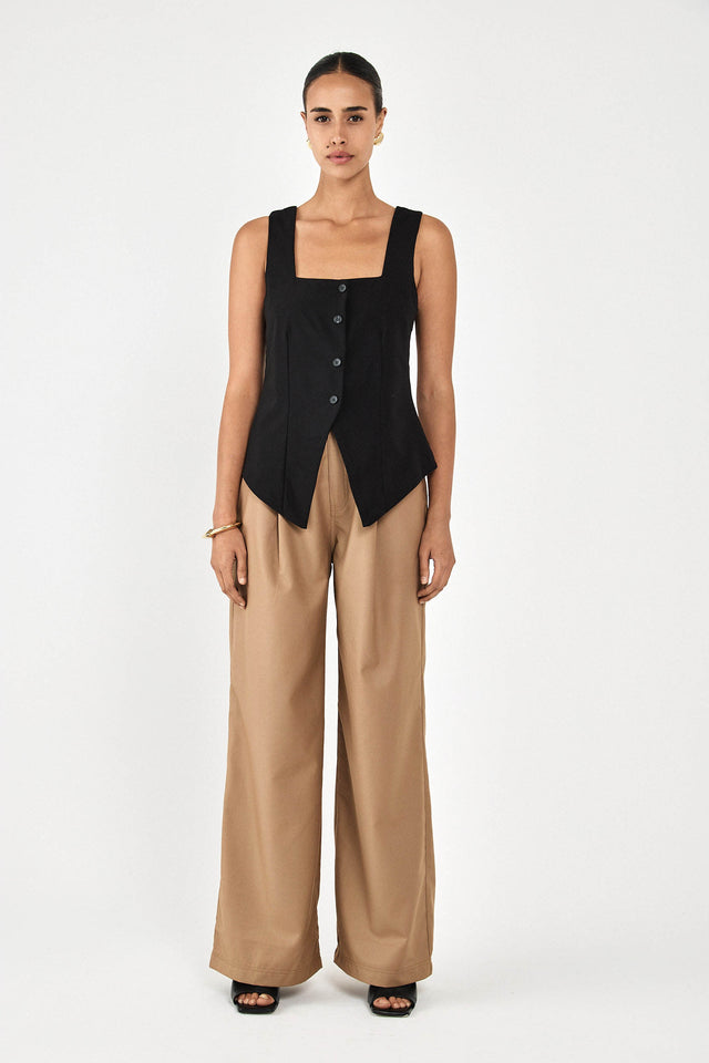 וסט מקיאטו מפתח מרובע שחור